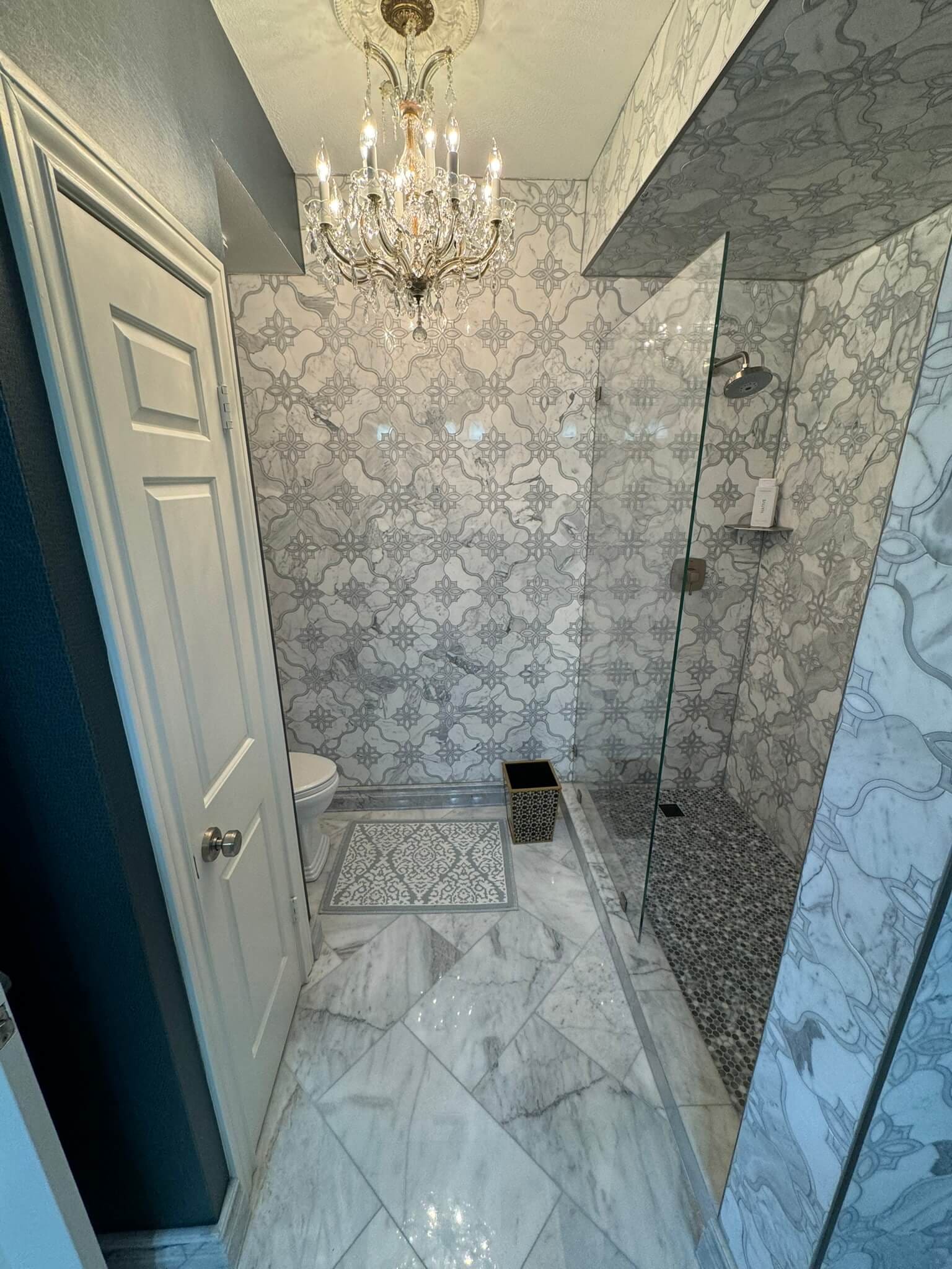 Bathroom remodel: patterned floor marble shower